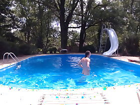 Skinny Boy Skinny Dips