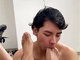 Pies para la banda ?